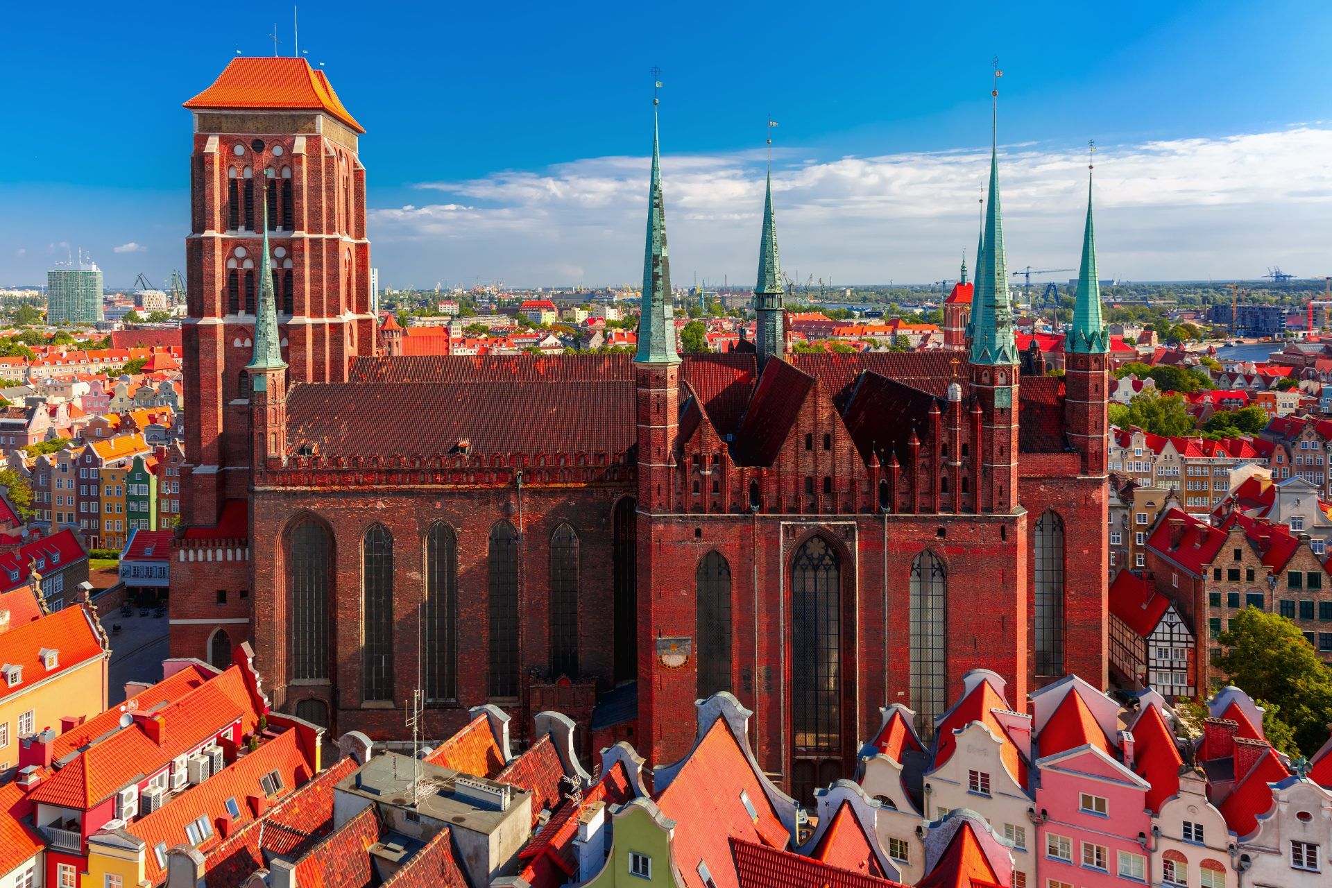 kosciol-mariacki-gdansk-1920x1280.jpg